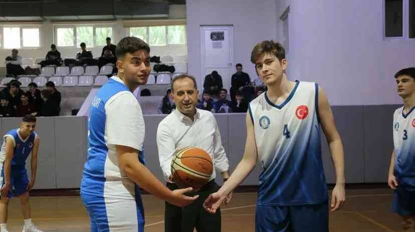 3x3 BASKETBOL TURNUVALARINDA ÇEYREK FİNALE UZANAN BAŞARI